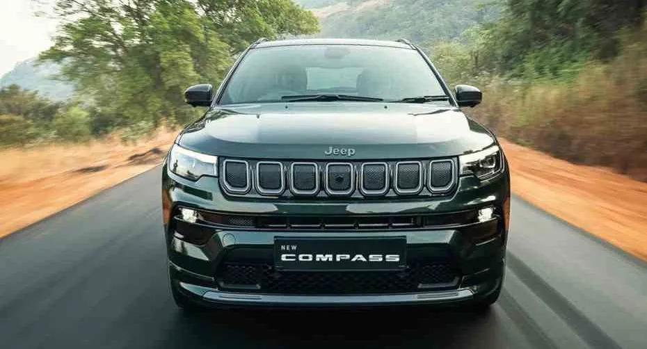 Akshay_Kumar_New_Car_Jeep_Compass